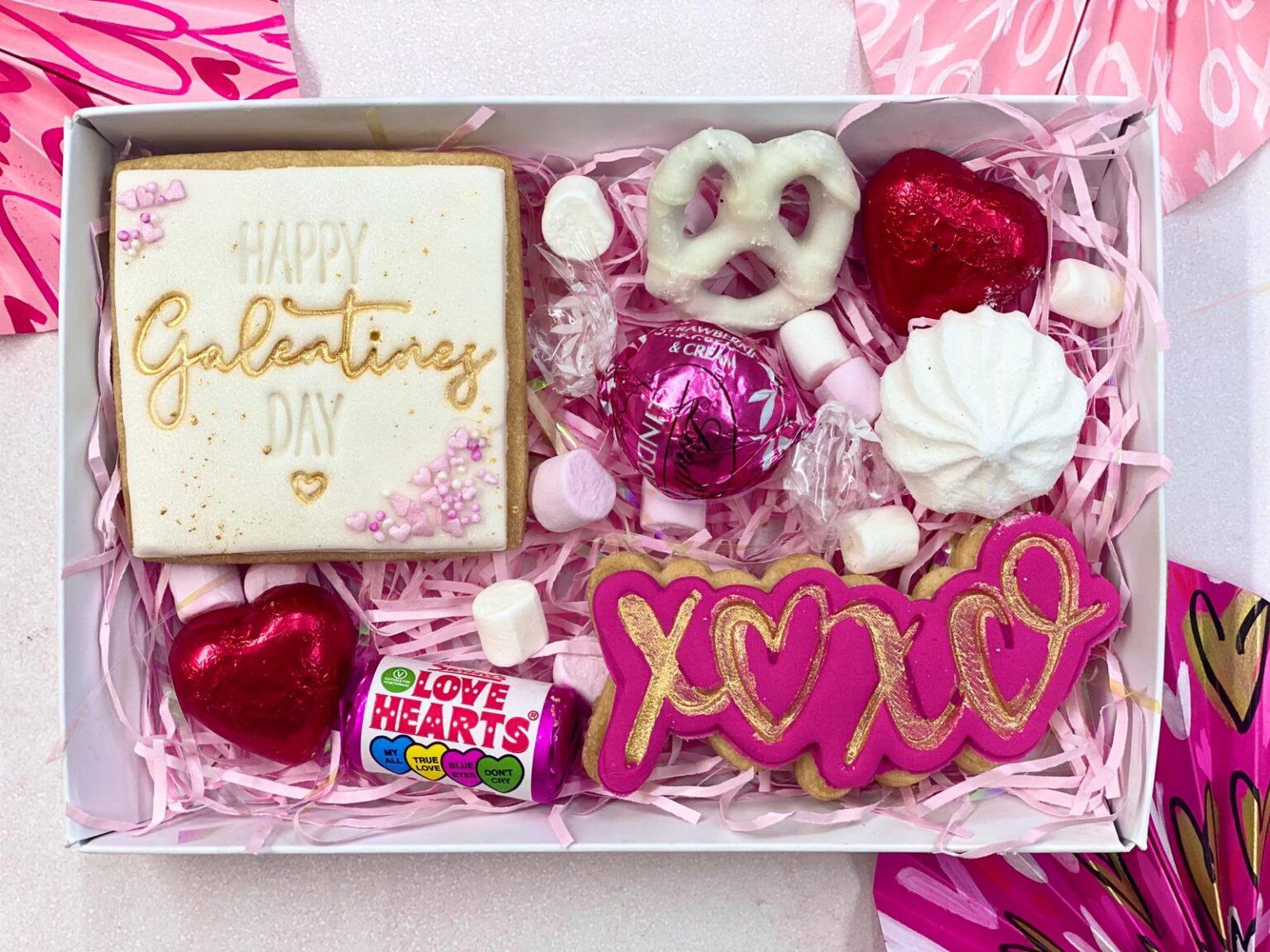 Mini Valentines Gift Box – Worths Bakery