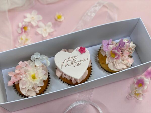 Mothers Day Trio Cupcakes