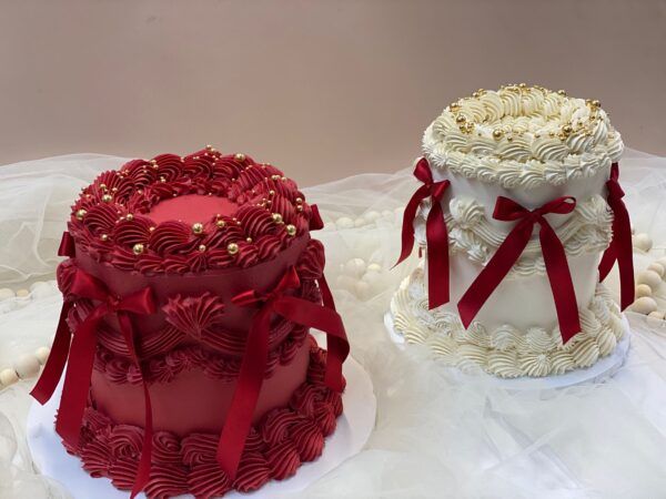 Christmas Buttercream Cakes