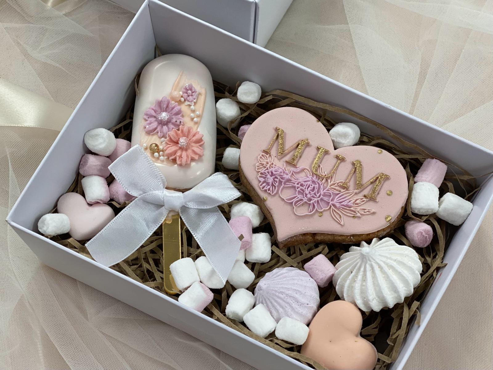 Mother's day best sale treat boxes